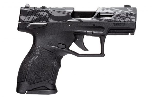 TAURUS TX22C 22LR BK/FLAG 13+1 TS   #